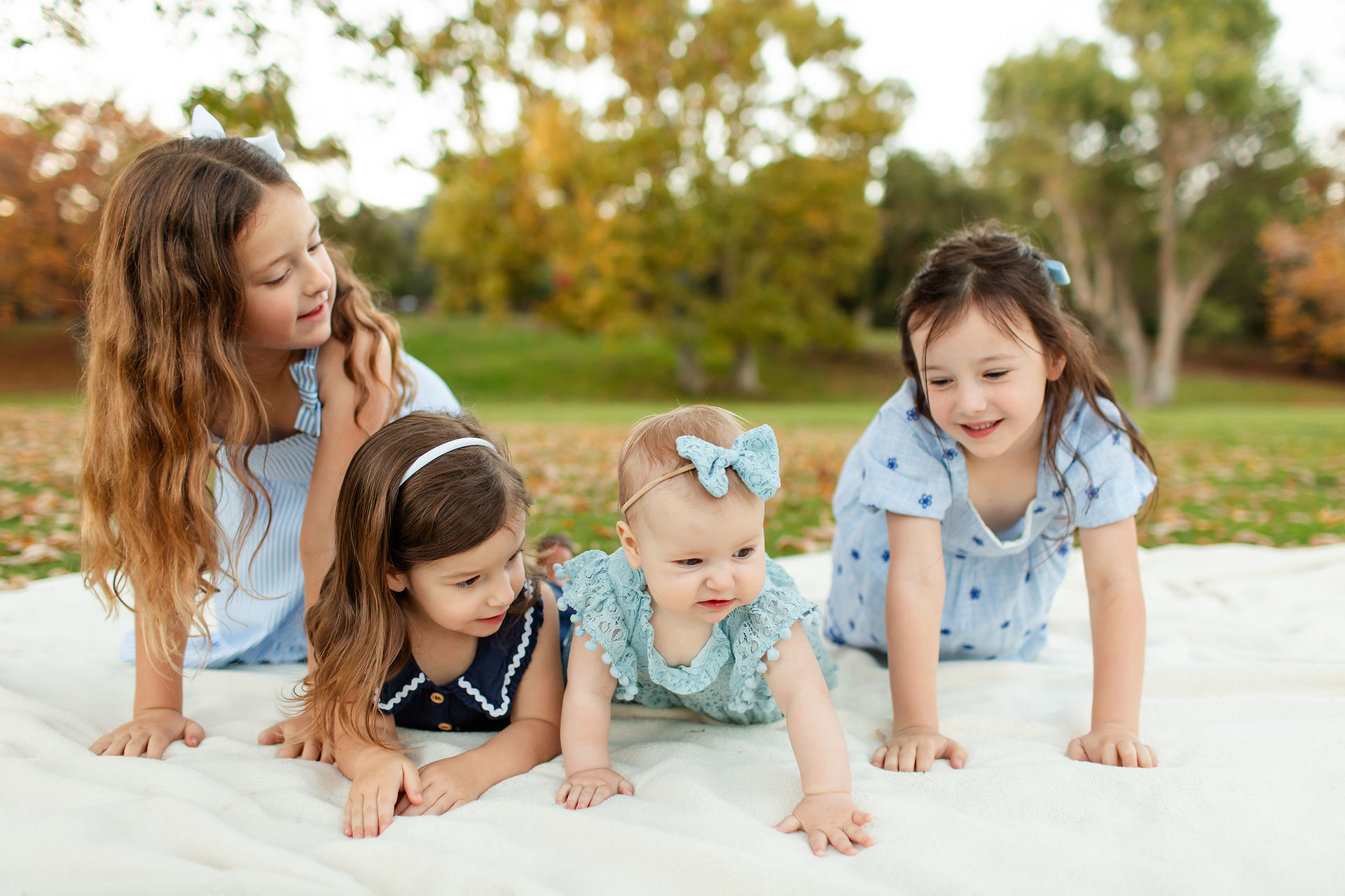 Family of six fall photoshoot at Vasona Lake County Park in Los Gatos by Bay Area Photographers HKCreate