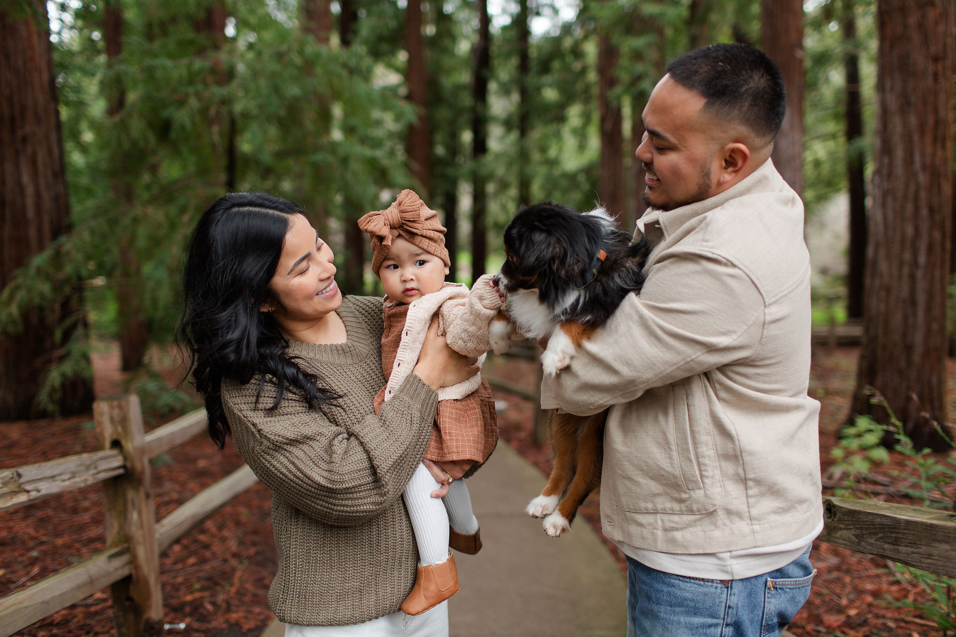 hkcreate bay area photography joyful light and airy san jose photographers northern california photoshoot legacy extended family neutral outfit ideas sweaters baby girl parents and dog