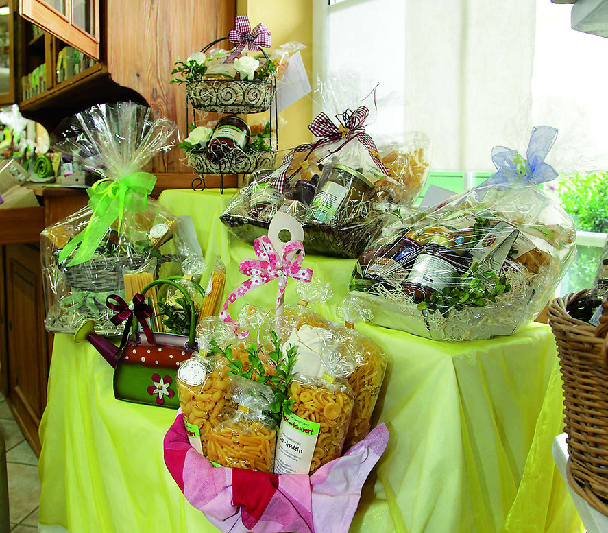 Geschenkkörbe im Rüsselbacher Hofladen
