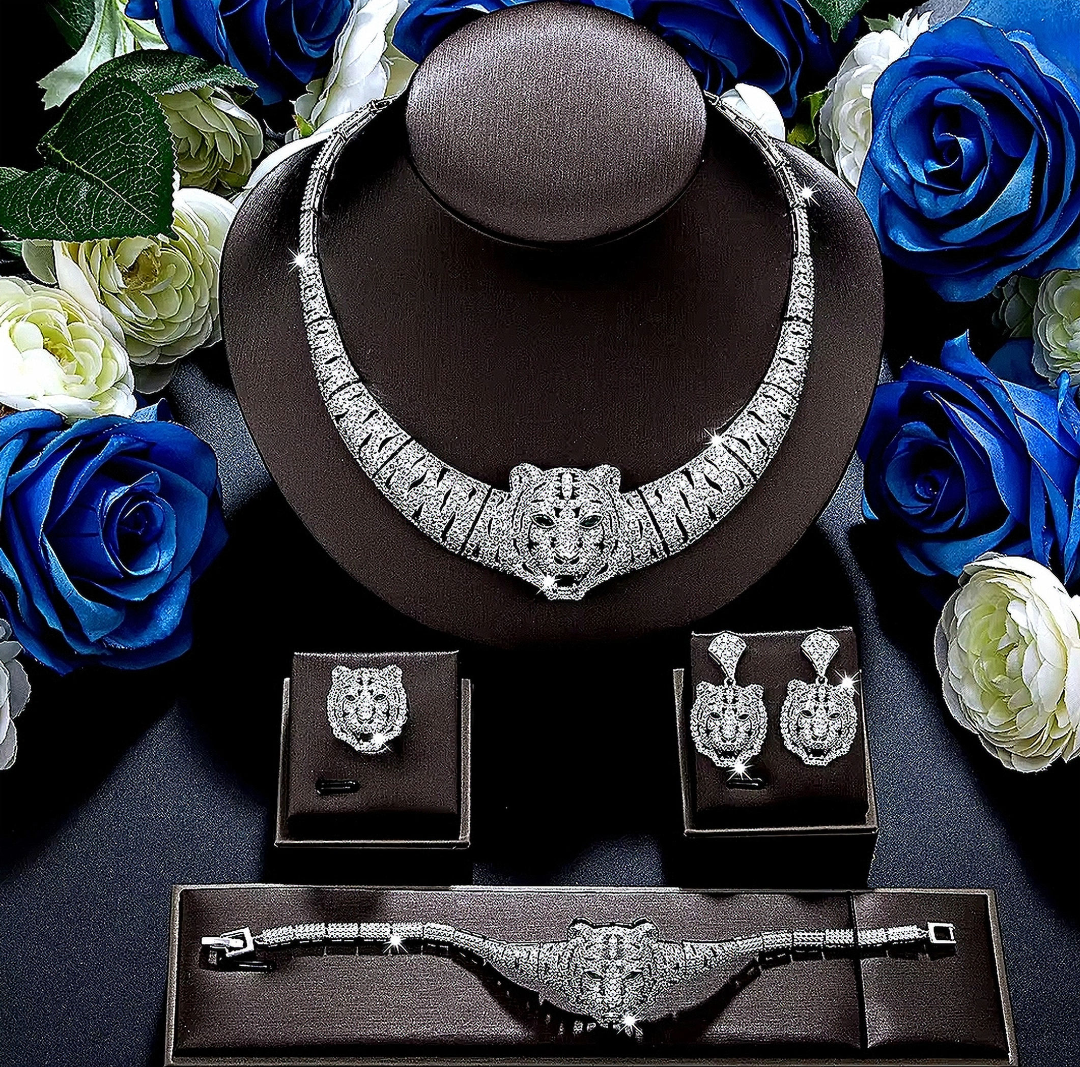 Cheetah Face Design Necklace Set