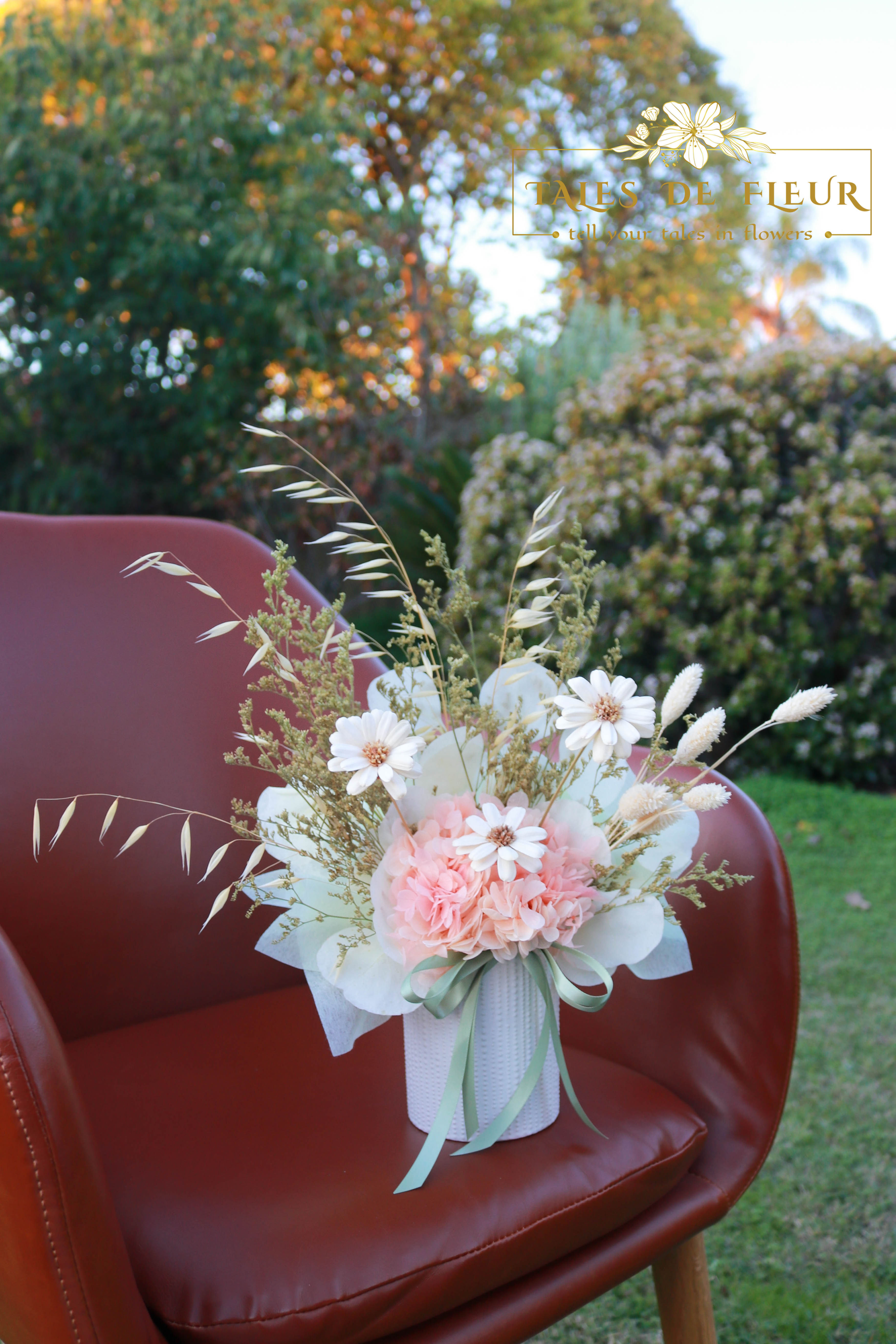 "Miss Daisy"_ Preserved Flower + Dried Handcrafted Daisy