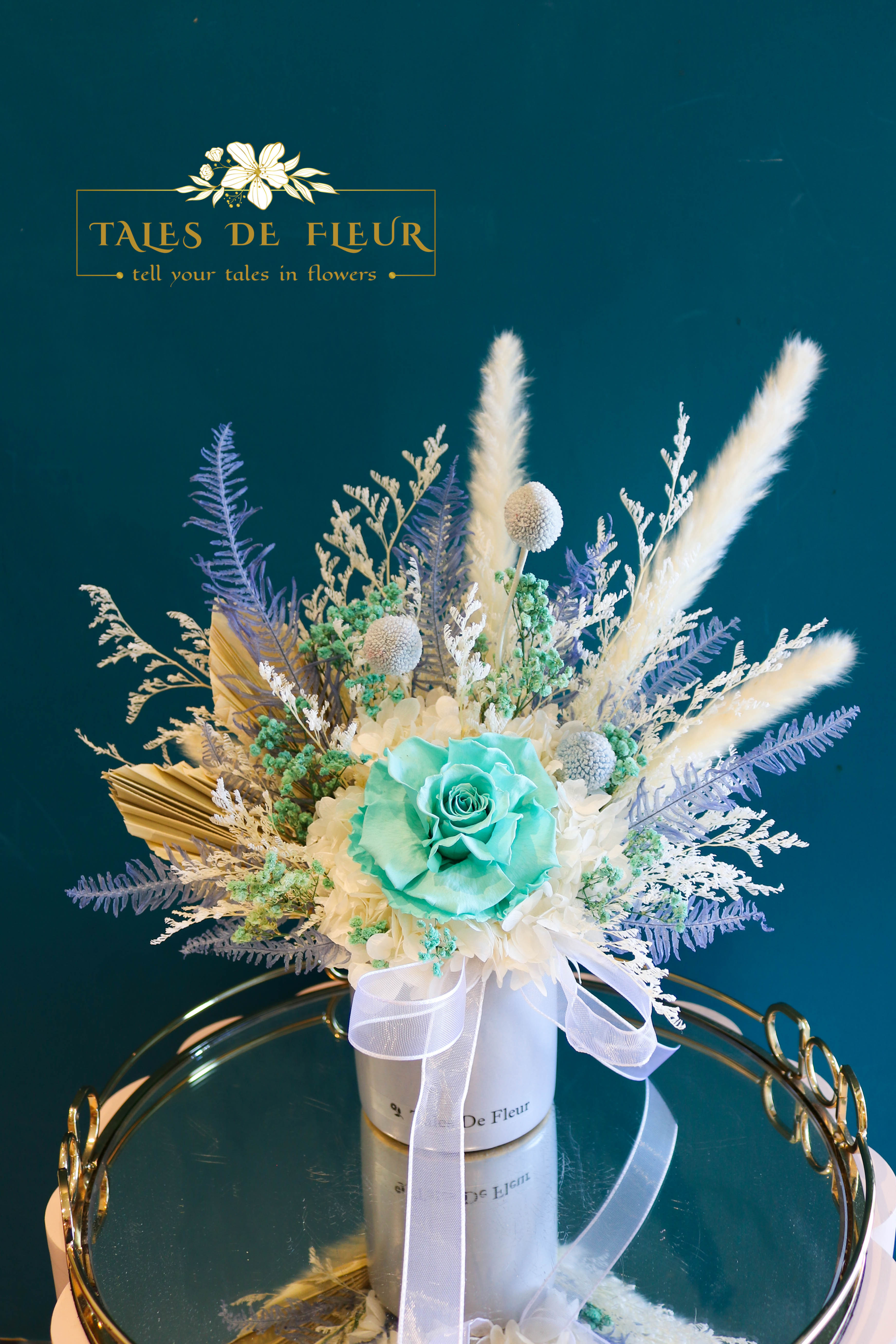 The Darlene - Preserved COLOMBIA  Rose in Tiffany Blue