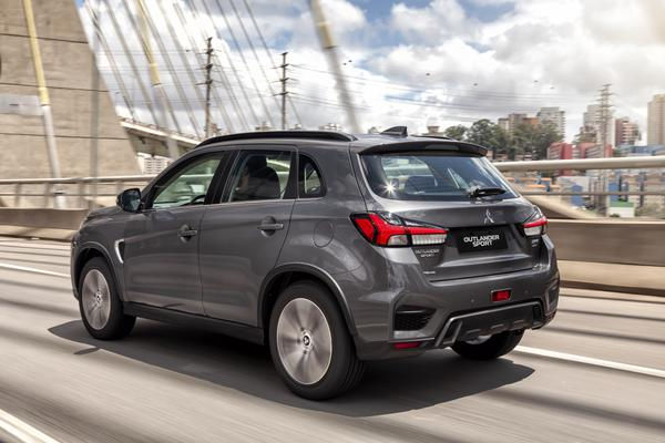 Mitsubishi Outlander Sport chega em três versões e a partir de R$ 119.990