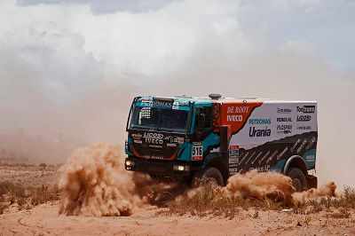 Equipe Petronas De Rooy Iveco se prepara para o rali Dakar 2017