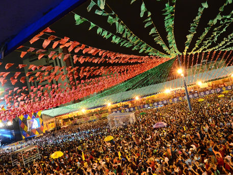 Operadora CVC oferece pacotes para tradicionais destinos com Festas Juninas