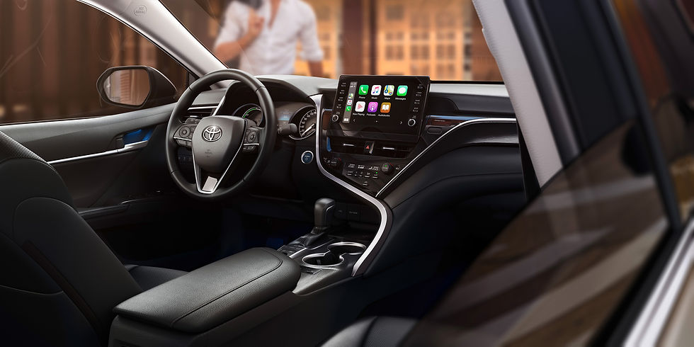 Toyota Camry retorna ao Brasil em versão única híbrida por R$ 331.790
