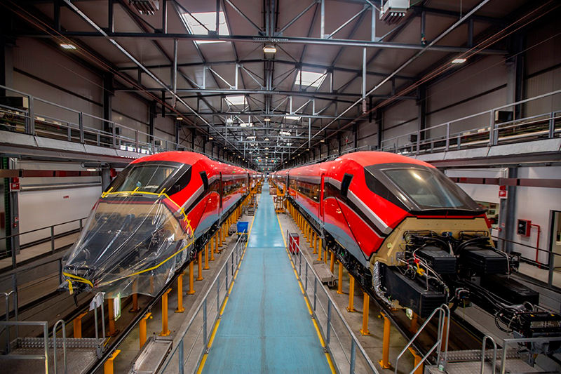 Ferrovia: Novos trens Ilsa ETR 1000 saem da fábrica na Itália com destino operação na Espanha