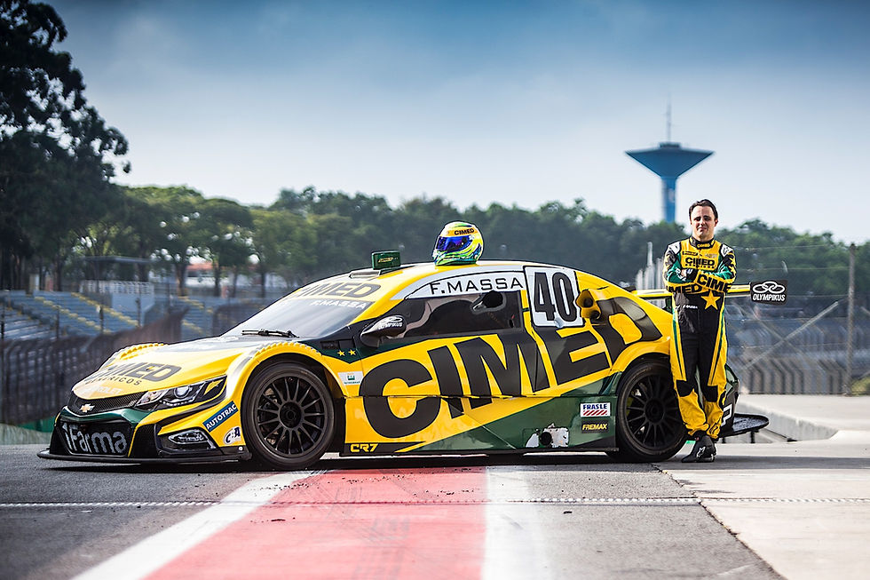 Felipe Massa tem primeiro contato com Stock Car em Interlagos