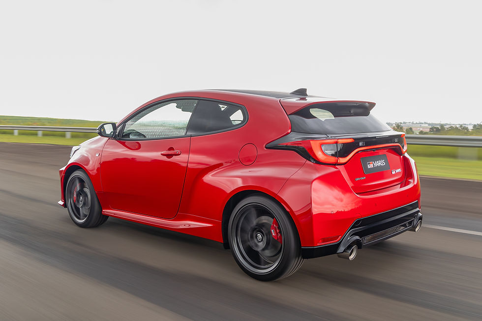 GR Yaris chega ao Brasil por R$ 354.990 com motor de 304 cv e produção limitada