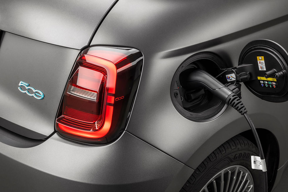 Fiat elétrico 500e chega ao Brasil em versão única 