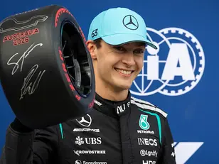 Russell conquista pole na abertura da Fórmula 1 em Melbourne e brasileiro Gabriel Bortoleto brilha no top 10