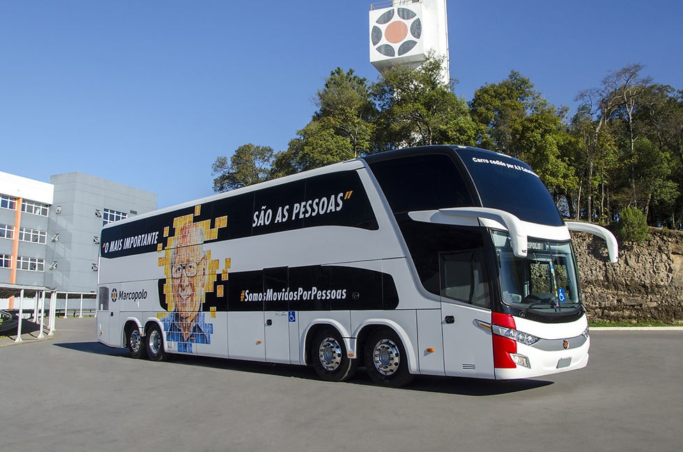 Marcopolo homenageia seu fundador com ônibus Double Decker personalizado