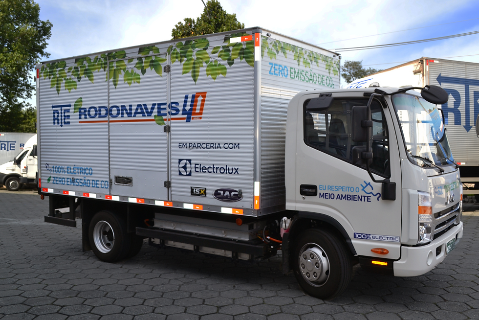 RTE Rodonaves realiza teste de caminhão 100% elétrico para entregas