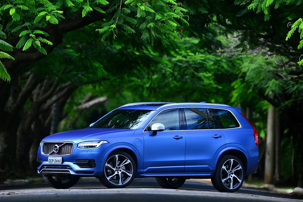 Com estilo mais esportivo e pelo preço de R$ 429.950, Volvo XC90 T8 ganha versão R-Design