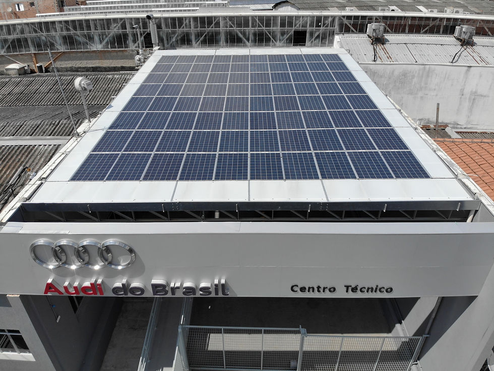 Audi instala painéis solares para ter energia 100% limpa em seu Centro Técnico