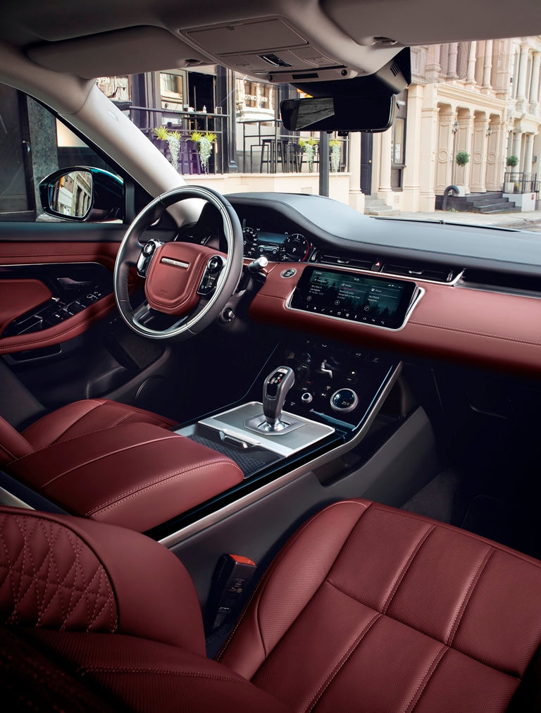 Segunda geração do Range Rover Evoque chega ao Brasil