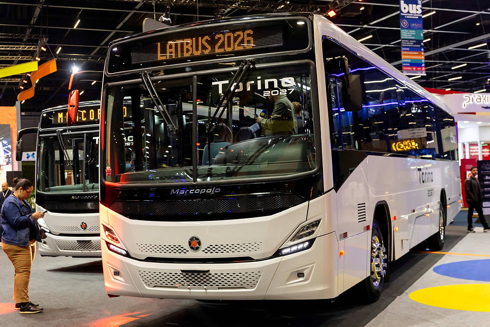 Marcopolo vende mais de 300 ônibus na Lat.Bus 2026 e lança novo modelo urbano