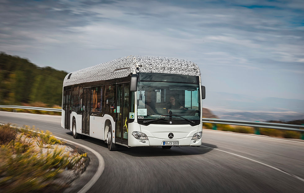 Grupo Daimler avança com veículos comerciais movidos a energia elétrica