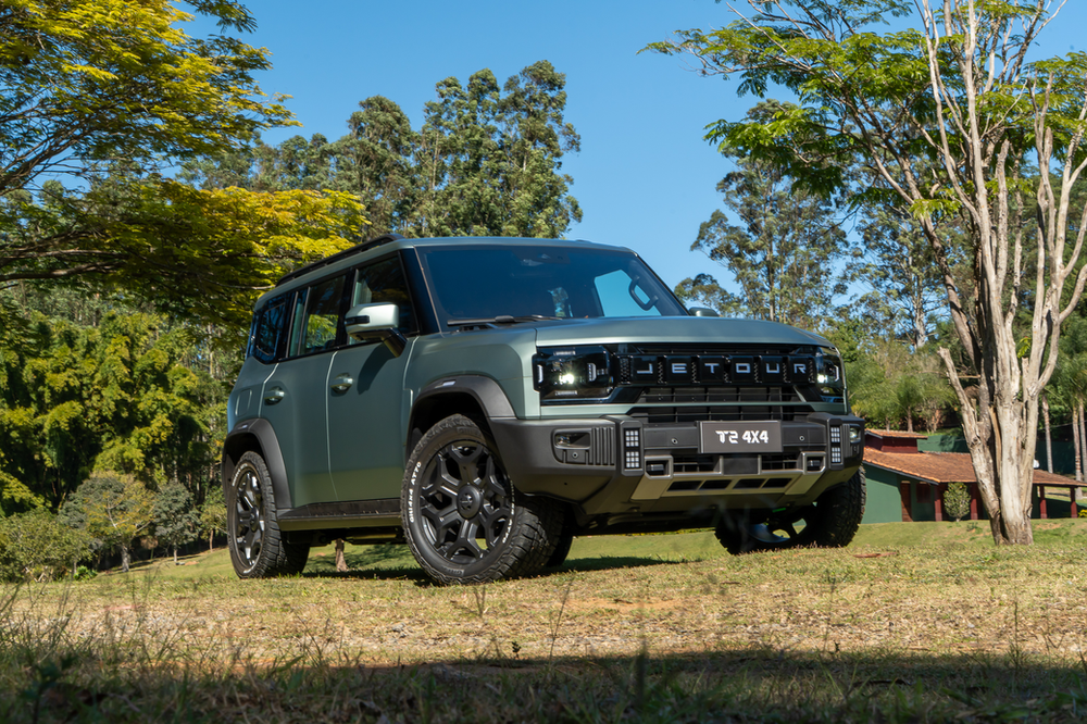 JETOUR T2 XWD 4x4 estreia no Brasil com 597 cv e a maior bateria entre os híbridos plug-in do mercado
