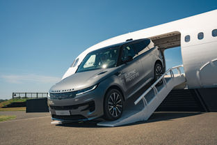 Range Rover antecipa SUV elétrico esportivo e amplia ofensiva da marca na eletrificação