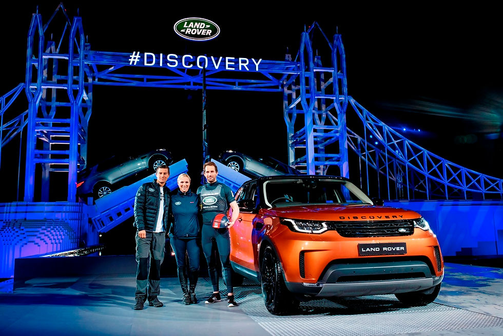Novo Discovery é apresentado em cenário feito de lego