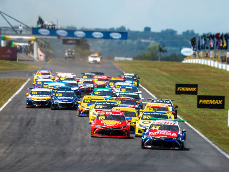 Stock Car: Serra e Camilo dividem vitórias em Goiânia