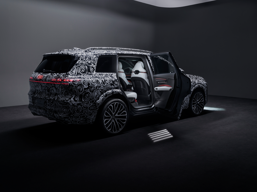 Audi prepara estreia do inédito Q9 para desafiar BMW X7 e Mercedes-Benz GLS