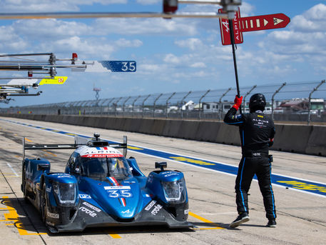 WEC: André Negrão chega a Portugal para segunda etapa da temporada 2023