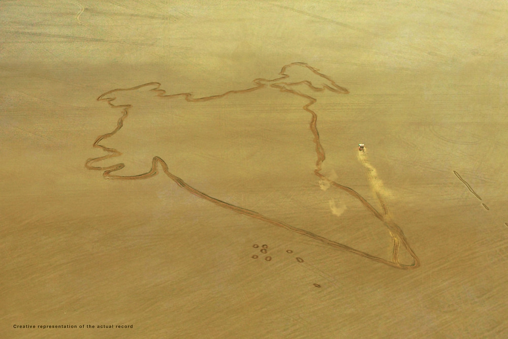 Nissan GT-R homenageia a Índia criando maior mapa do país