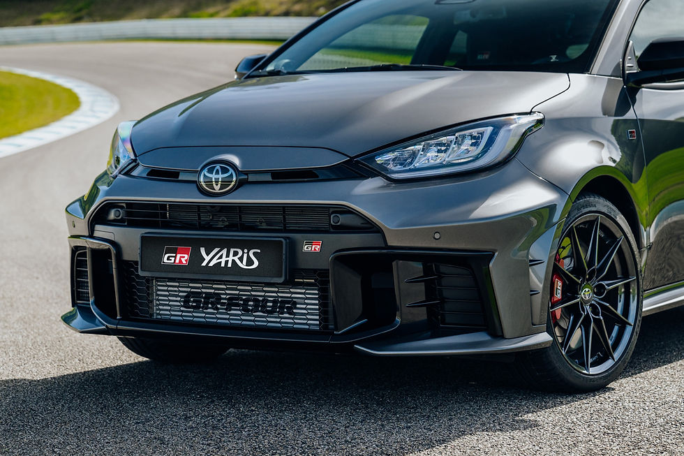 Inspirado no WRC, novo Toyota GR Yaris com 300 cv chega ao Brasil em 2026 