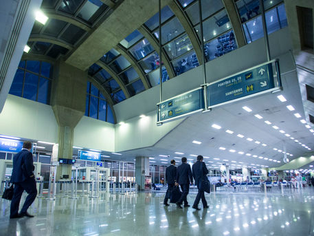 Aeroporto Tom Jobim vai ter serviço de imigração e alfândega de passageiros destinados aos Estados U