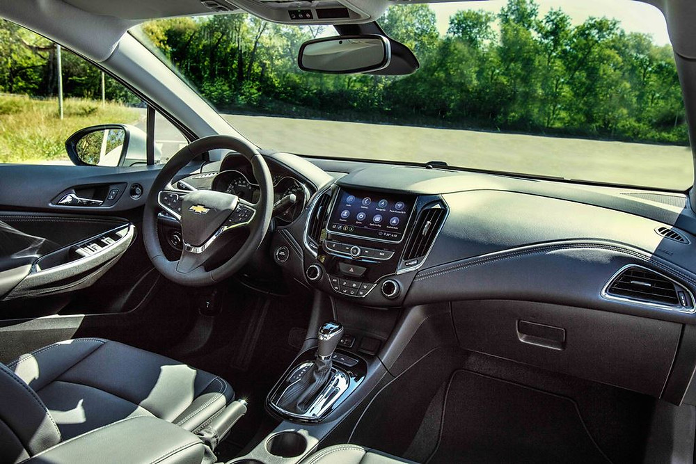 Chevrolet Cruze ganha atualizações e versão LTZ está de volta