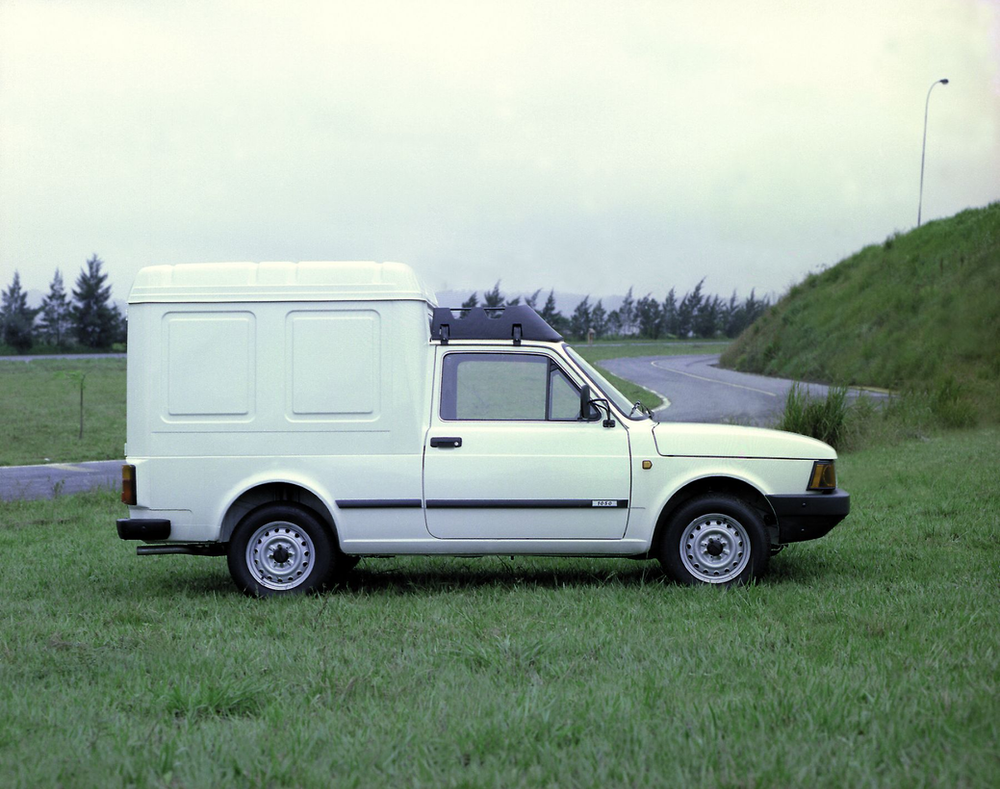 Fiat Fiorino completa 45 anos como ícone dos veículos comerciais no Brasil