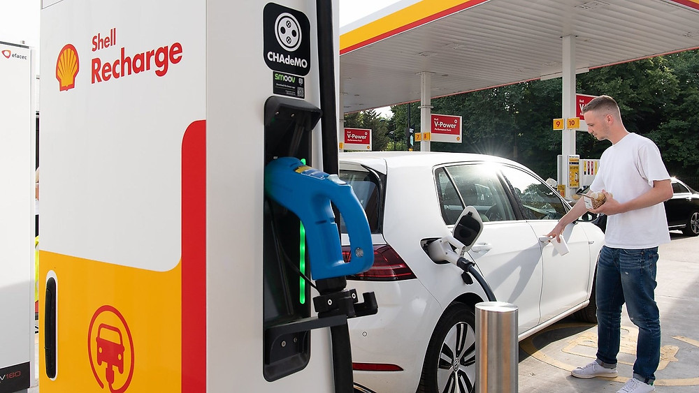 Expressas: Shell compra a maior rede de carregadores para veículos elétricos no Reino Unido