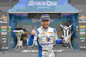 Stock Car: Ricardo Maurício confirma bom momento com pole no Velopark