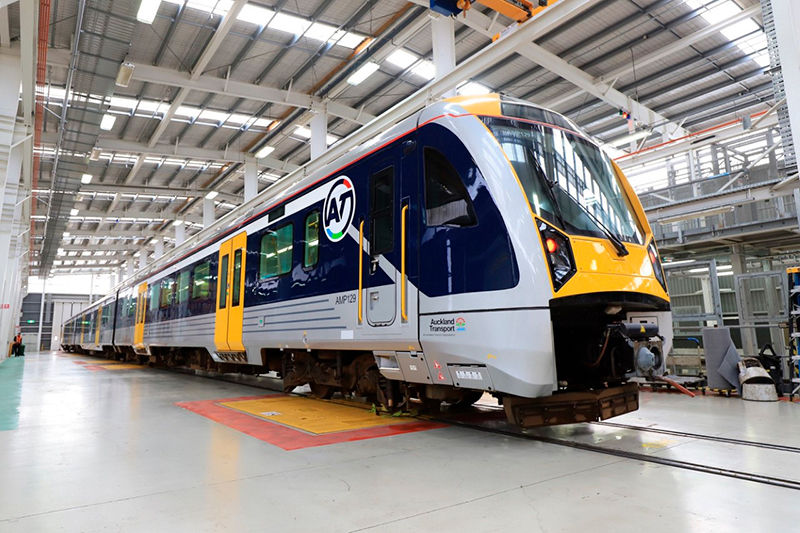 A CAF fornecerá vinte e três unidades elétricas adicionais para a Nova Zelândia