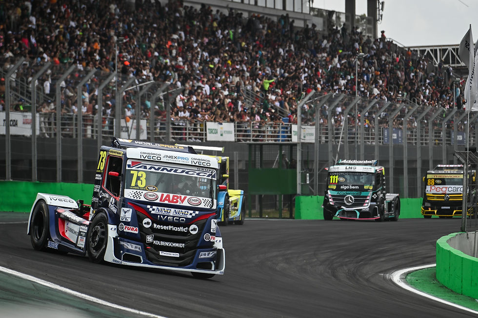 Leandro Totti largou na pole e venceu a Corrida 1