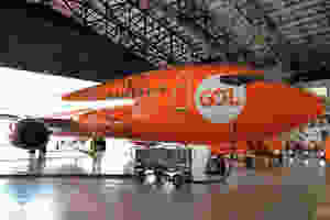 GOL lança aeronave temática de TV ao Vivo no hangar de Congonhas