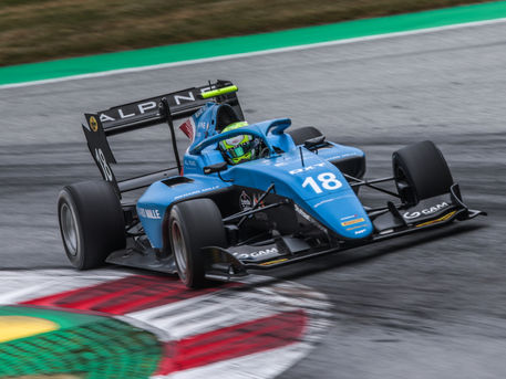 FIA F3: Collet tem melhor volta deletada por exceder limites de pista e larga de 4º no domingo
