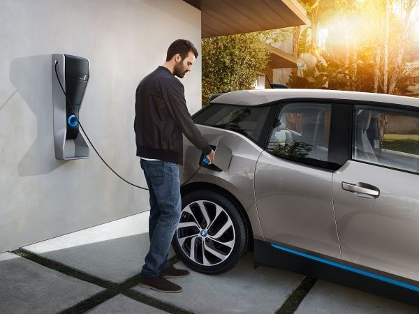 BMW Group Brasil e Ipiranga firmam parceria para instalação de pontos de recarga para veículos elétricos no País