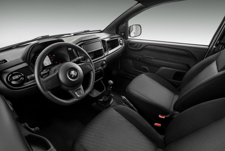 Peugeot apresenta a Partner Rapid e amplia sua gama de veículos utilitários