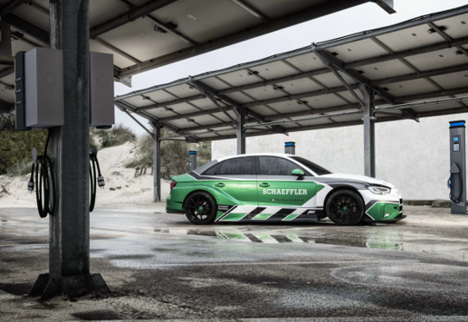Veículo conceitual Schaeffler 4ePerformance conta com quatro motores de Fórmula E