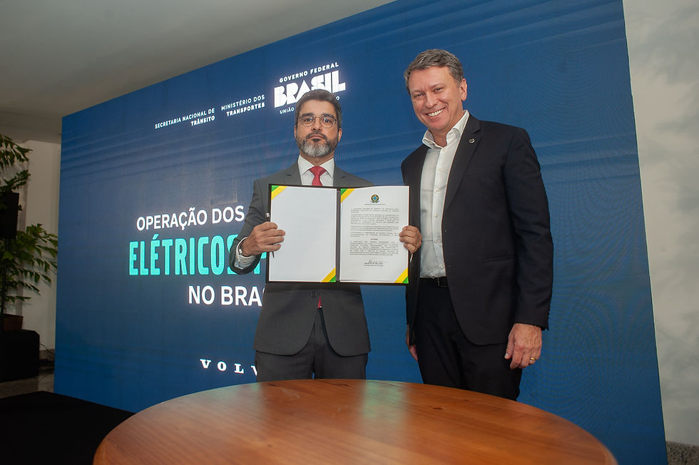 Caminhões pesados 100% elétricos da Volvo começam a operar no Brasil