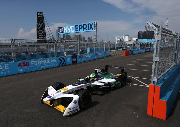 Fórmula E: Terminando na segunda posição a corrida de hoje, Di Grassi consegue incrível sequência de sete pódios