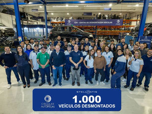 Stellantis desmonta mil veículos em nove meses e recupera mais de 740 toneladas de materiais