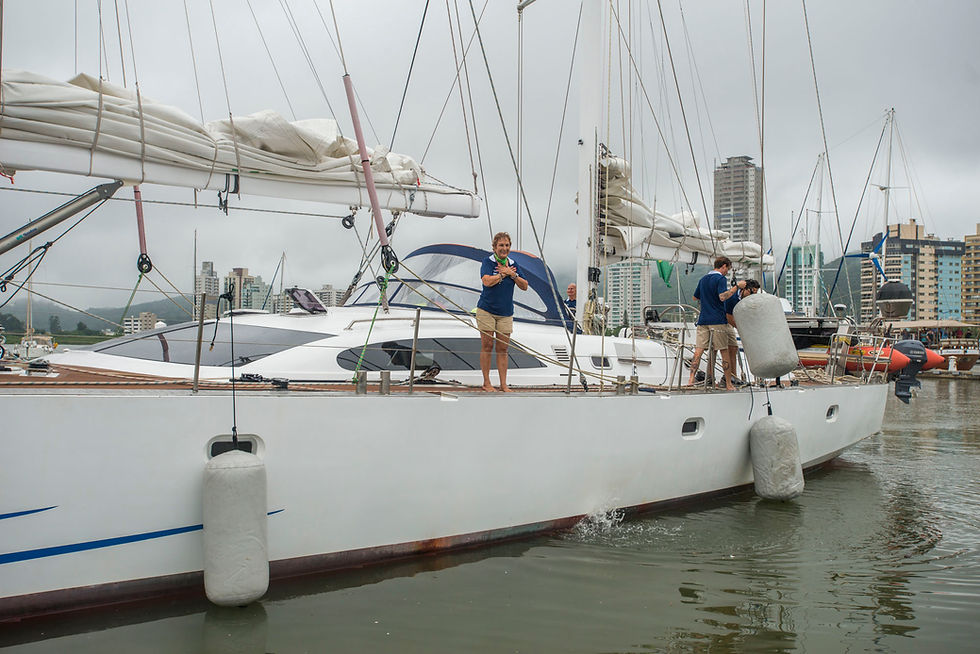 Marina Itajaí é ponto de concentração de veleiros em Santa Catarina