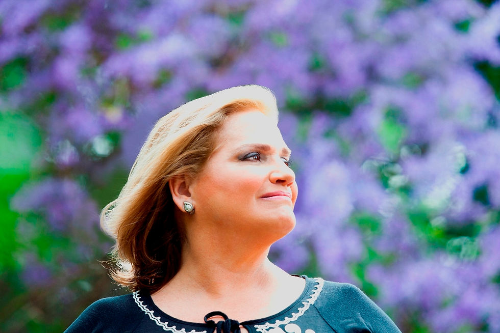 Nicole Borger apresenta o CD Raízes/Roots na Casa-Museu Ema Klabi