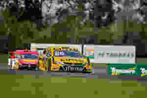 Stock Car: Ricardo Maurício confirma bom momento com pole no Velopark