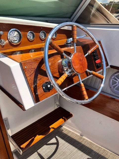 Lyman on the Lake - Vintage Details