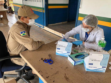 Secretaria de Saúde de Espigão do Oeste realiza teste de Covid-19 em servidores da segurança Pública